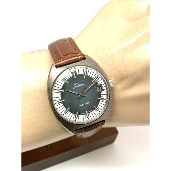 Sears Roebuck Co Tradition Electronic Men's Watch Swiss Quartz Gray White Dial - Picture 12 of 15